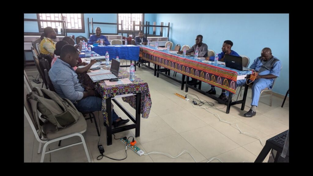 L’Institut Supérieur des Technologies Automobiles SOTRABUS (ISTAS) renforce les compétences pédagogiques de son corps enseignant à travers un séminaire sur la digitalisation whatsapp image 2026 02 26 at 15.26.10